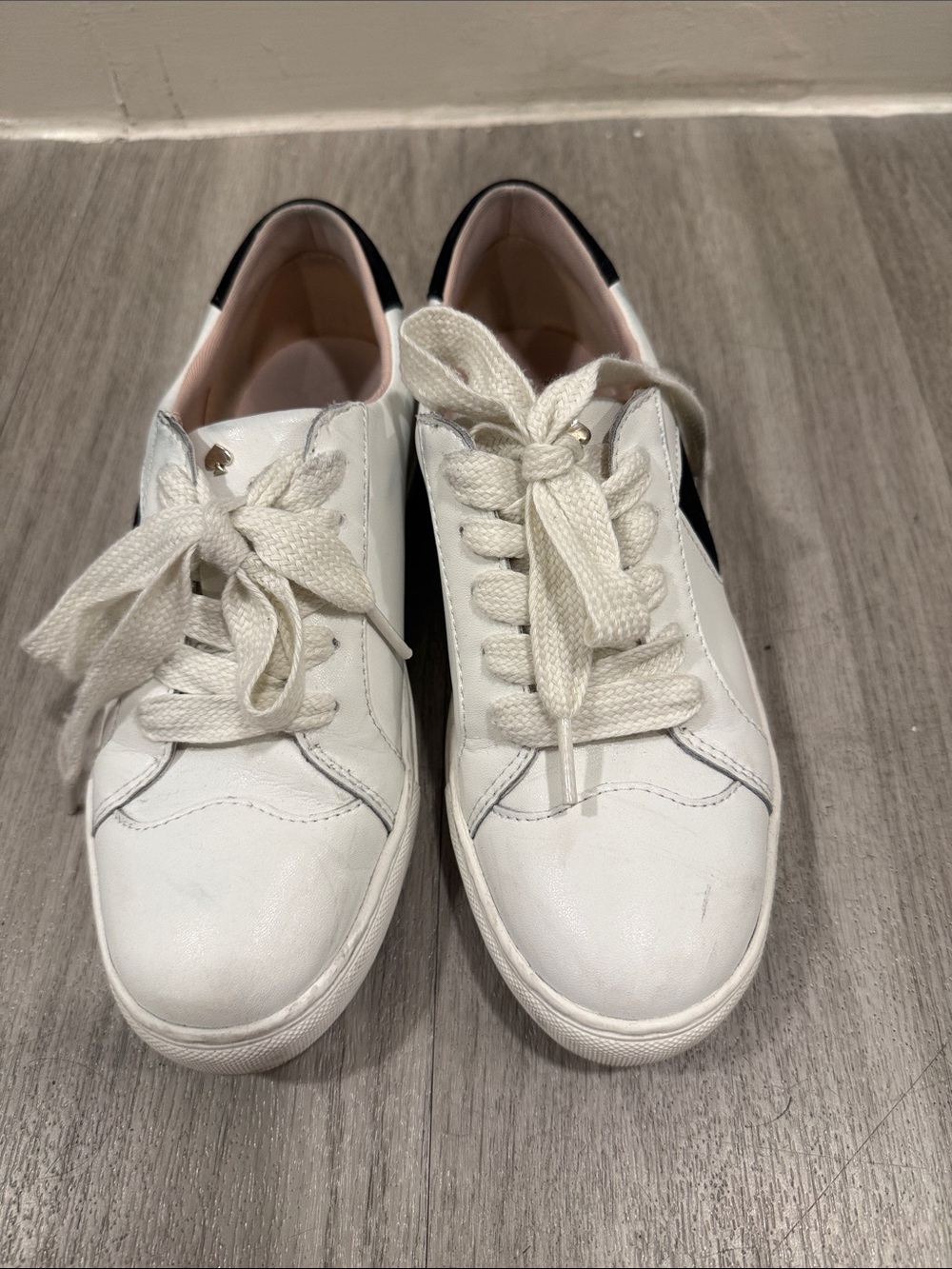 Kate Spade  Fez Women's White Leather Low-Top Sneakers with Black Accents - Picture 2 of 9